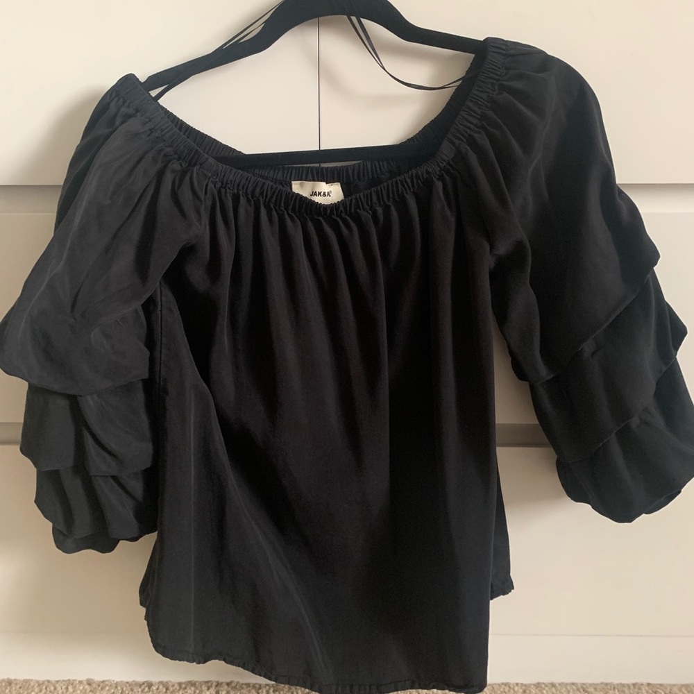 Jak Rae black off the shoulder blouse